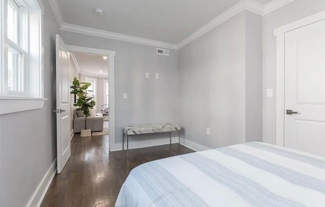 2 beds, 1 bath, 1,000 sqft, $3,300, Unit 3