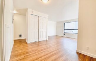 515 East Denny Apartments