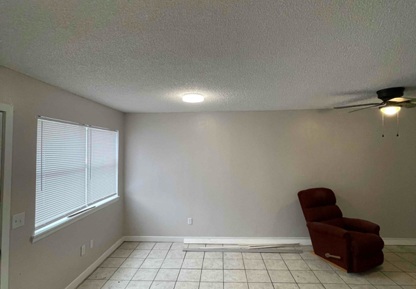 222 N HOKE