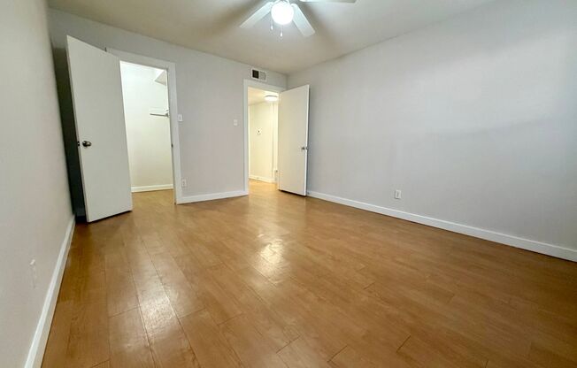 2 beds, 1 bath, 900 sqft, $1,145, Unit LAW13-106