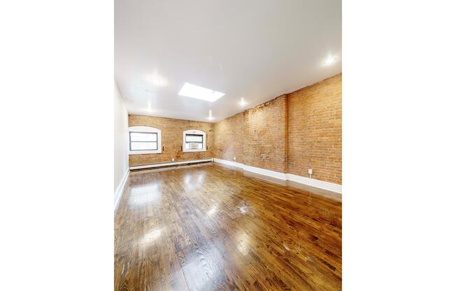 1 bed, 1 bath, $4,364, Unit 4G