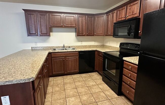 2 beds, 2 baths, 1,200 sqft, $1,495, Unit 3717-108