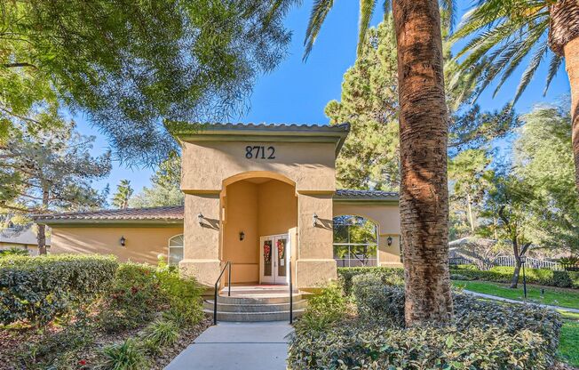 3 beds, 2 baths, $2,375, Unit Unit #103