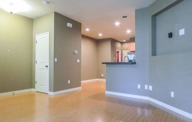 Beautiful 2br/2.5ba Townhome in Arbor Parc Community