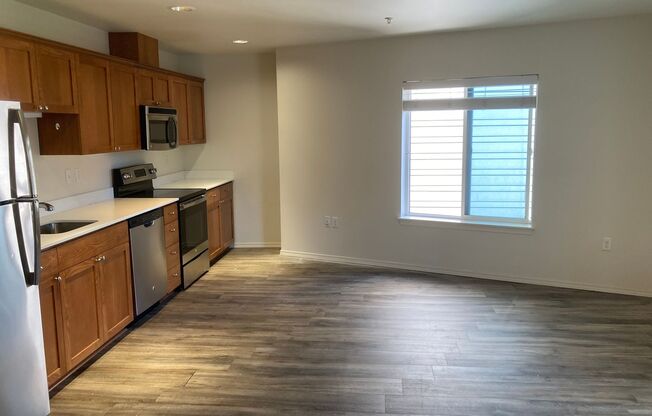 1 bed, 1 bath, 591 sqft, $1,828, Unit 6-G