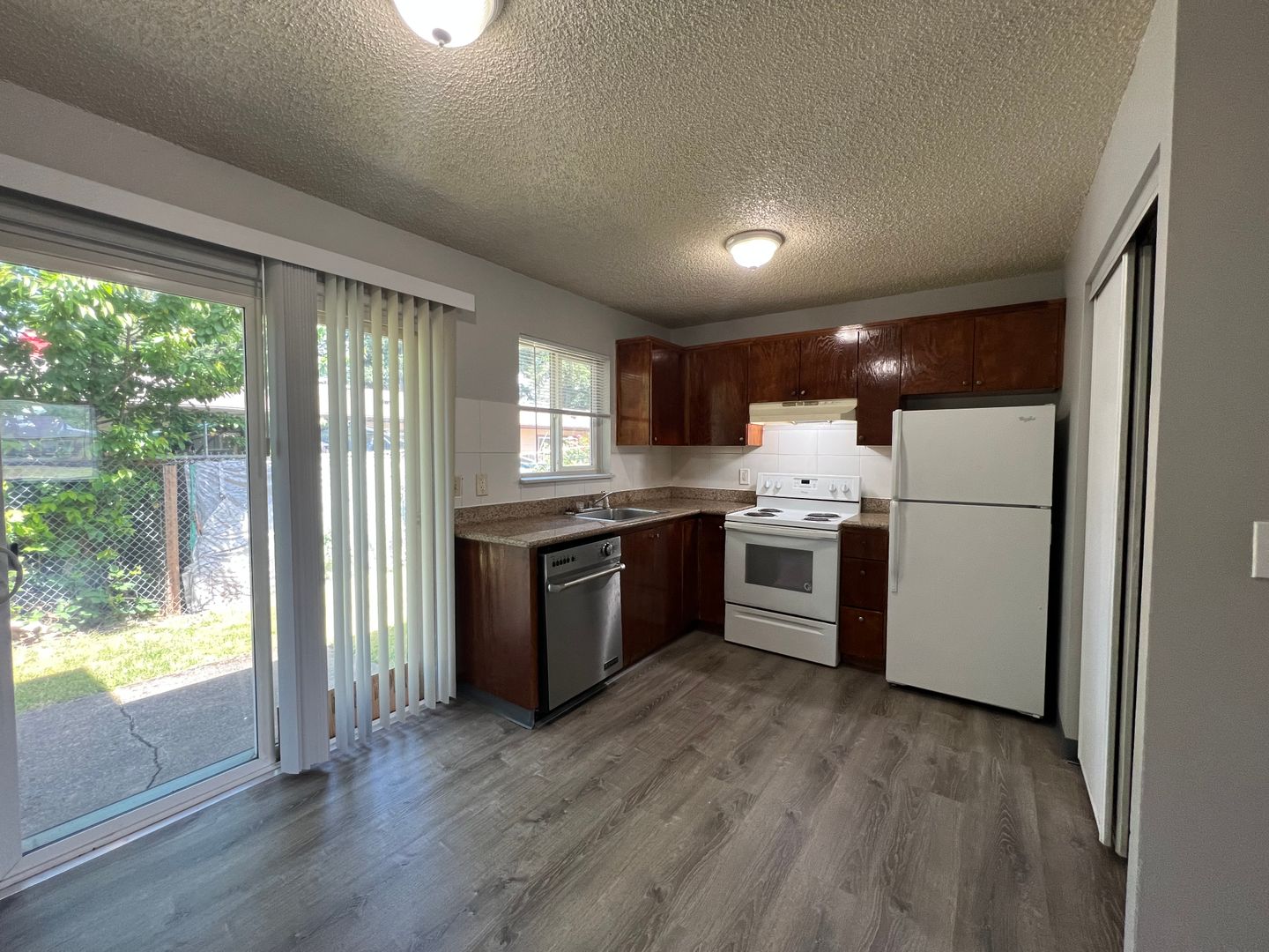 Raintree Apartments