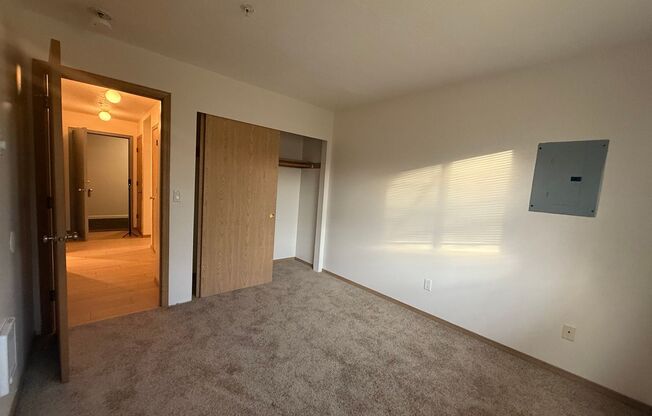 2 beds, 2 baths, 847 sqft, $1,650, Unit 44