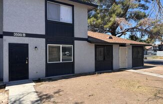 2 BED 2 BATH TOWNHOME NEAR THE I-15 AND CHEYENNE