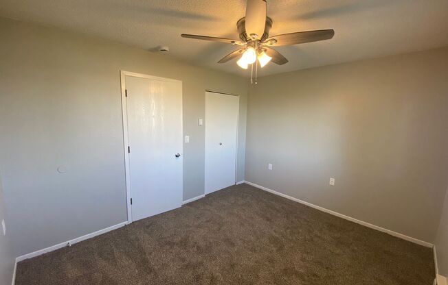 1 bed, 1 bath, $725, Unit 1600 Linden Street #4