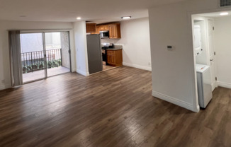 Modern 2-Bedroom Apartment in Gated Van Nuys Community – Fully Remodeled!