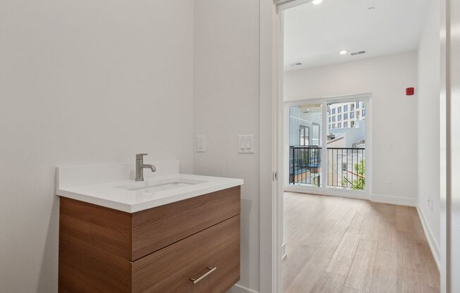 Studio, 1 bath, 442 sqft, $1,435, Unit Unit 510