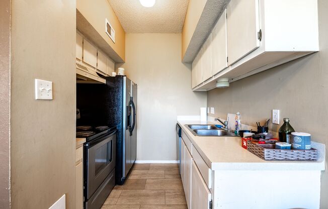 1 bed, 1 bath, $1,100