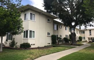 719-729 E Chevy Chase Dr.