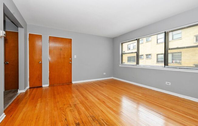 1 bed, 1 bath, 650 sqft, $2,595, Unit 10208-B2