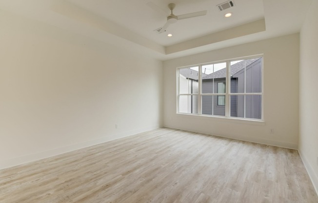 The Grove Oak Forest Apartments