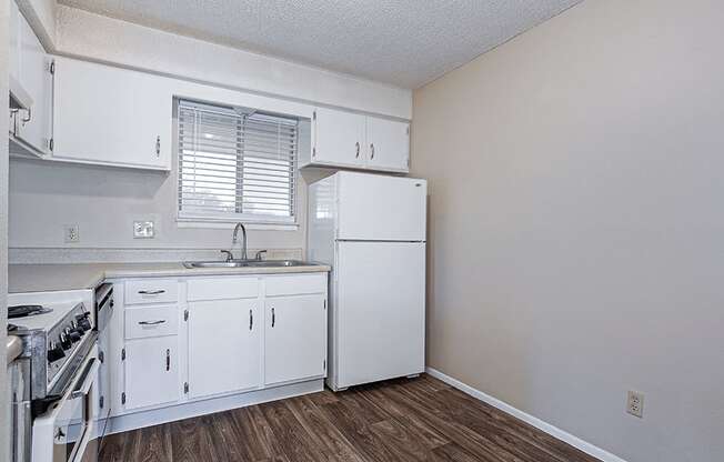 Wichita 1 bedroom apartment with large kitchen