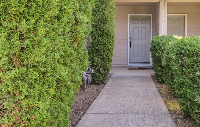 Updated Interior ! Spacious 2 Bedroom 2.5 Bath Town home close to Intel and Nike