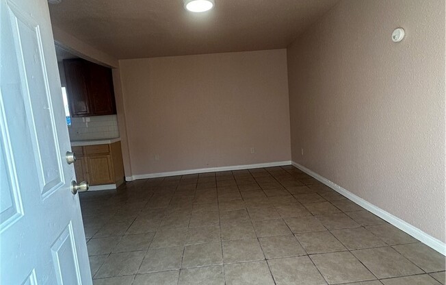4243 BURNS AVE