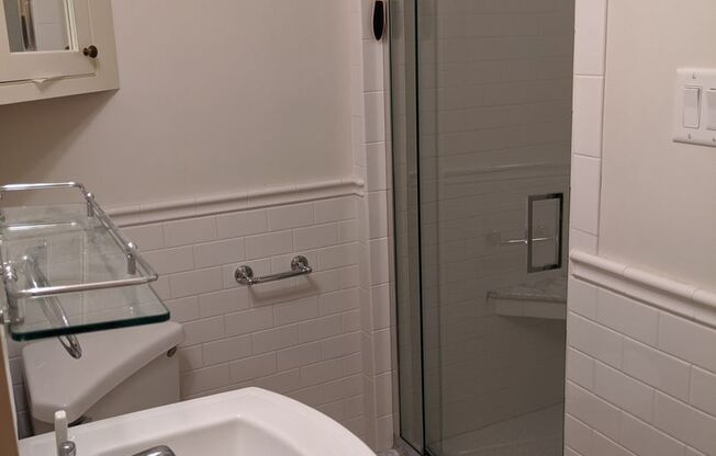 1 bed, 1 bath, $3,500, Unit #3