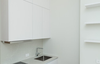 Studio, 1 bath, 259 sqft, $2,400, Unit 5