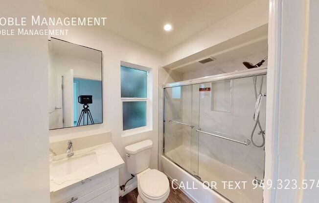 3629 1/2 MARMION WAY