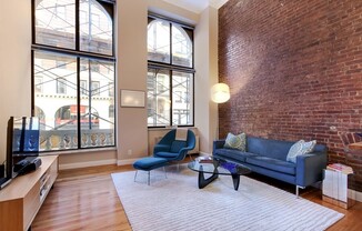 77 BLEECKER ST