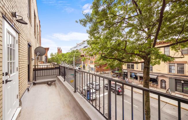 319 CT ST
