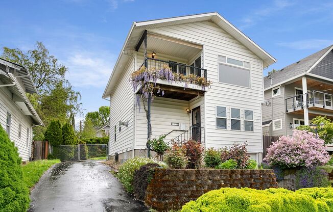 3 Bed/3 Bath Cathedral Park Charmer with Great Updates & Sauna!