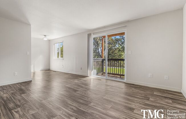 2 beds, 1 bath, 900 sqft, $1,650, Unit 106