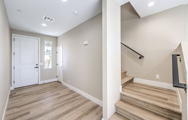 Strip View - Custom Home - Immediate Move In - Horse Property