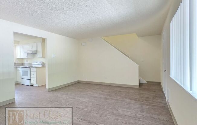1673 DOLLAR ST