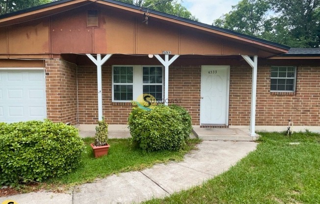 4533 JADE DR E