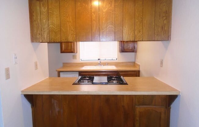 2 beds, 2.5 baths, $1,595, Unit UNIT D