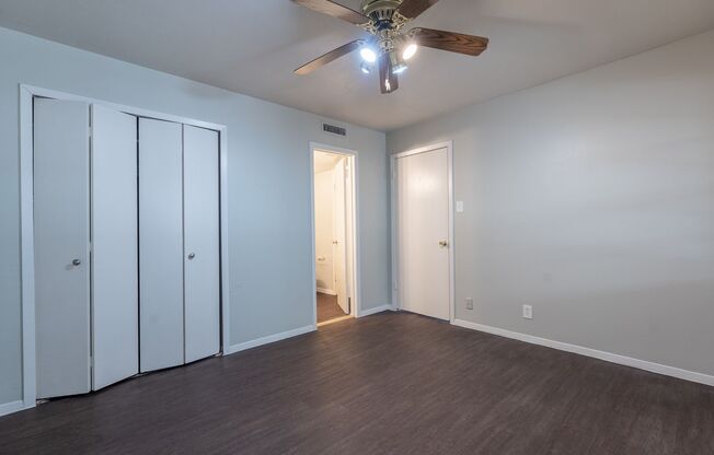 3 beds, 2 baths, 1,240 sqft, $1,500, Unit 1011 A