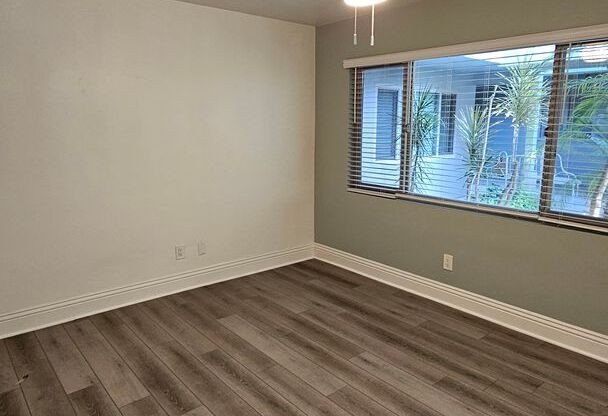 1 bed, 1 bath, 400 sqft, $1,875, Unit 03