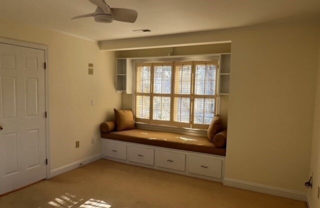 3 beds, 2.5 baths, 1,704 sqft, $4,950, Unit 3