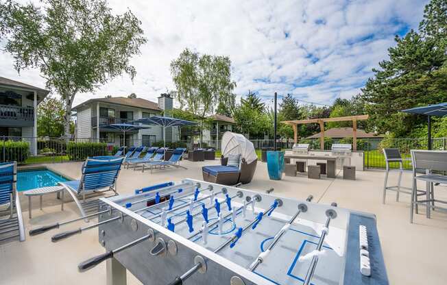 Jasper Square by Trion Living