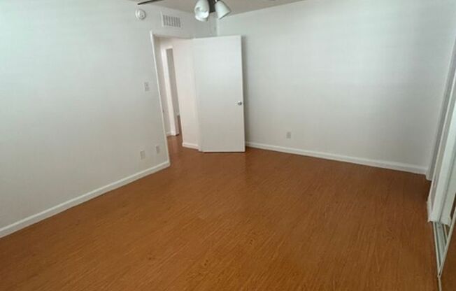 1920 MANNING AVE