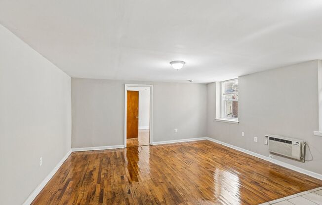 1 bed, 1 bath, 550 sqft, $1,090, Unit A5