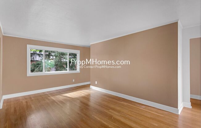 One Bedroom Condo w/ Lake Views - NEW PHOTOS!