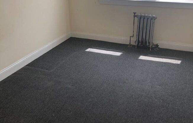 2 beds, 1 bath, 558 sqft, $1,395, Unit 1-C