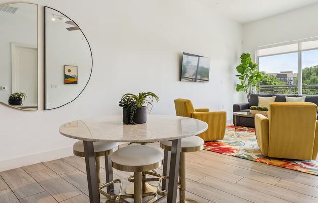 1 bed, 2 baths, $1,799, Unit 416