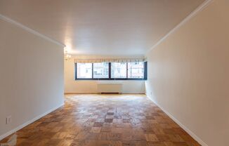 Classic Dupont Studio w/All Utilities Included! Shared Rooftop Deck!