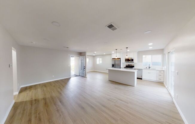 Fully Renovated! 4BD/2BA