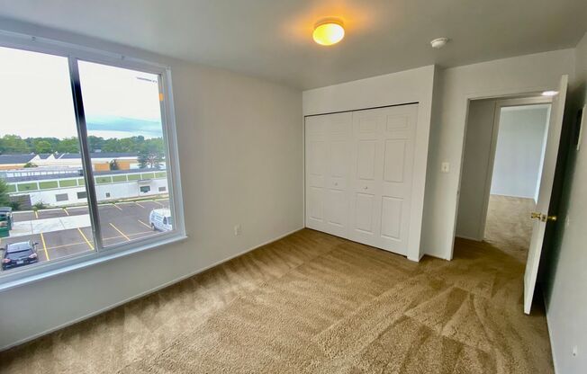 2 beds, 1 bath, 950 sqft, $1,245, Unit #308