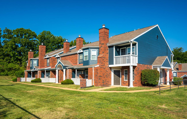 Exterior Of Willowbend Apartment Homes