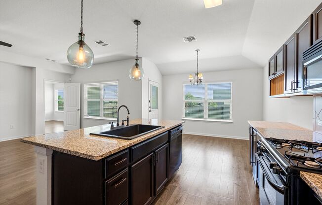Post Oak Subdivision Kyle Very Nice 3 bedroom 2 bath home with many upgrades