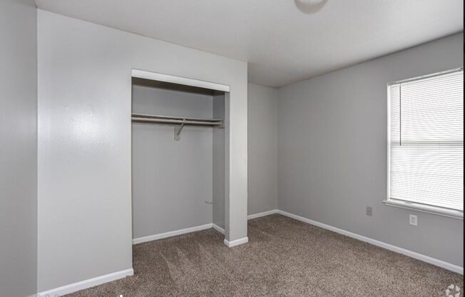 2 beds, 1.5 baths, 1,150 sqft, $1,295, Unit C102