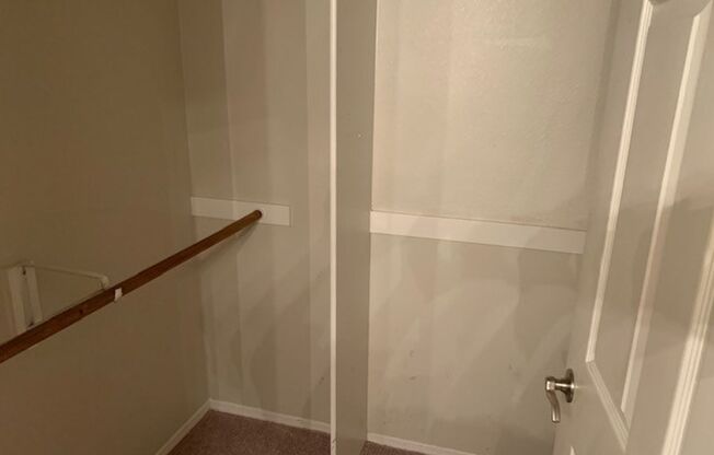 2 beds, 2 baths, $1,395, Unit #1020