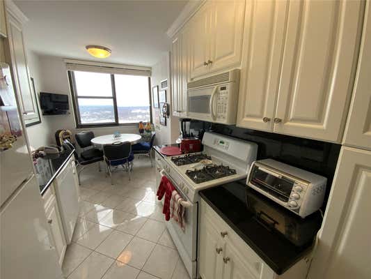 27110 Grand Central Parkway